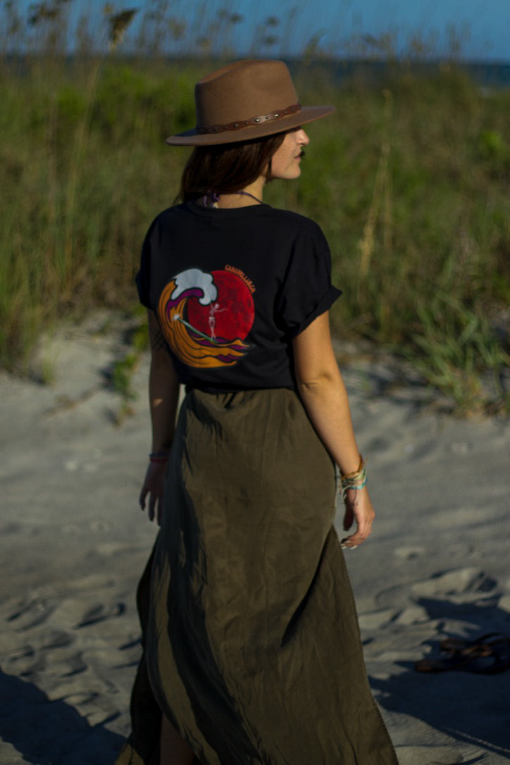 Blood Moon Surfin Tee